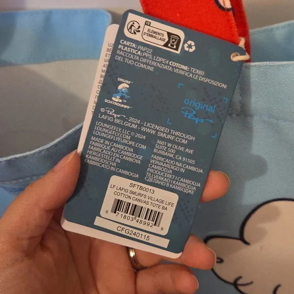 Smurfs Loungefly Tote - Picture 4 of 5